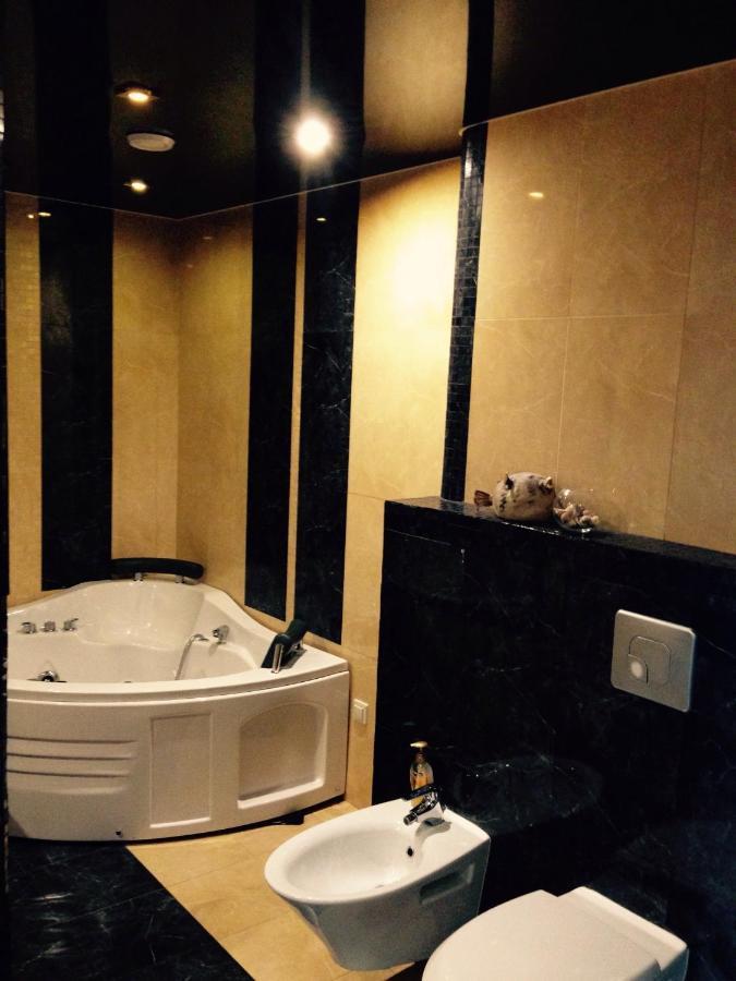 View Apartment Семицвіт Lviv Ngoại thất bức ảnh